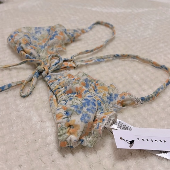 TOPSHOP Ruched Floral Mesh Triangle Bra - Picture 6 of 10
